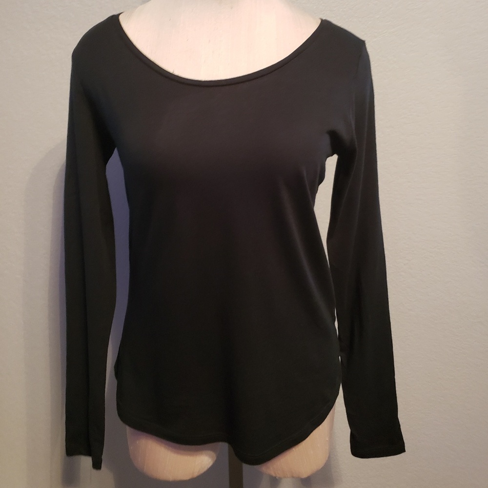 Black long sleeve shirt